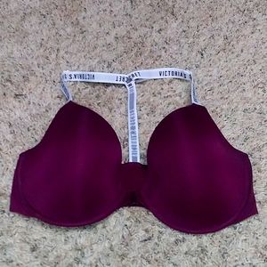 Victoria Secret T-Shirt lightly lined demi